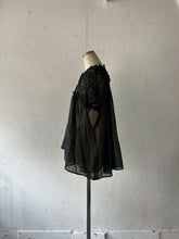 Cargar imagen en el visor de la galería, Sheer Tulle &Loan Squea Big Shilette P/O BL #7523044