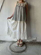 将图片加载到图库查看器,Lace mix frill Collar Lader lace Threaded Wide Ribbon Aline Flare Sleeveless P/O #1521076