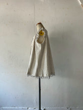 将图片加载到图库查看器,Front Lace up Gather Flare Sleeveless P/O #1521008