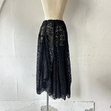 Cargar imagen en el visor de la galería, Cotton Lace Mix Handkerchief Hem Skirt #1423317