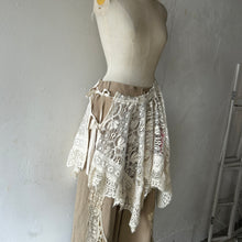 Cargar imagen en el visor de la galería, Cotton Lace Mix Poncho Cape Cardigan &amp; Back Ribbon P/O BL &amp; Wrap SK #1423022
