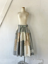 Cargar imagen en el visor de la galería, Gobelin Flower JQ Material Mix Patchwork Waist Elastic Balloon  Silhouette Gather SK #1513332
