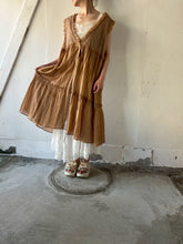 将图片加载到图库查看器，Sheer Tulle Yolk Gather Tiered Front Button Gilet Dress #7523545
