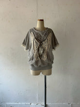 将图片加载到图库查看器，Front Lace up French Sleeve P/O #1521023
