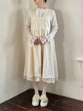 画像をギャラリービューアに読み込む, V/N waist gather jumper dress
