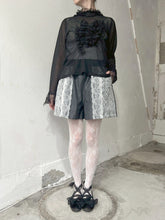 Cargar imagen en el visor de la galería, Crew Neck High Count Twist Yarn  Sheer Waffle Shirring Lace Frill P/O
