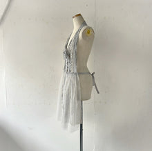 画像をギャラリービューアに読み込む, Lace mix button gilet shawl #1414906
